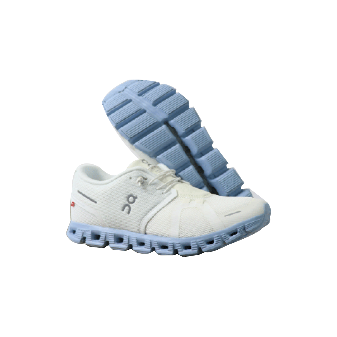 On Cloud 5 Women's Running Sneakers Shoes: White On Cloud 5 Women's Running Sneakers Shoes: White